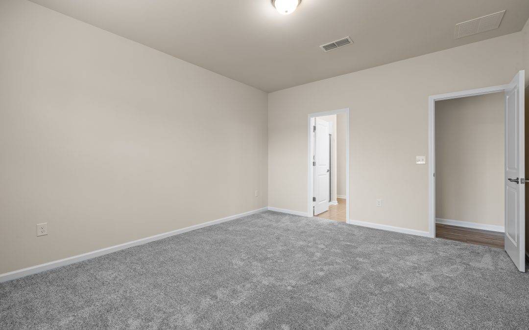 How to Choose Between Cleaning or Replacing Your Carpets